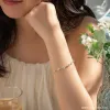 أزياء من سوارات مزخرفة بالذهب من ذهب details Picture
